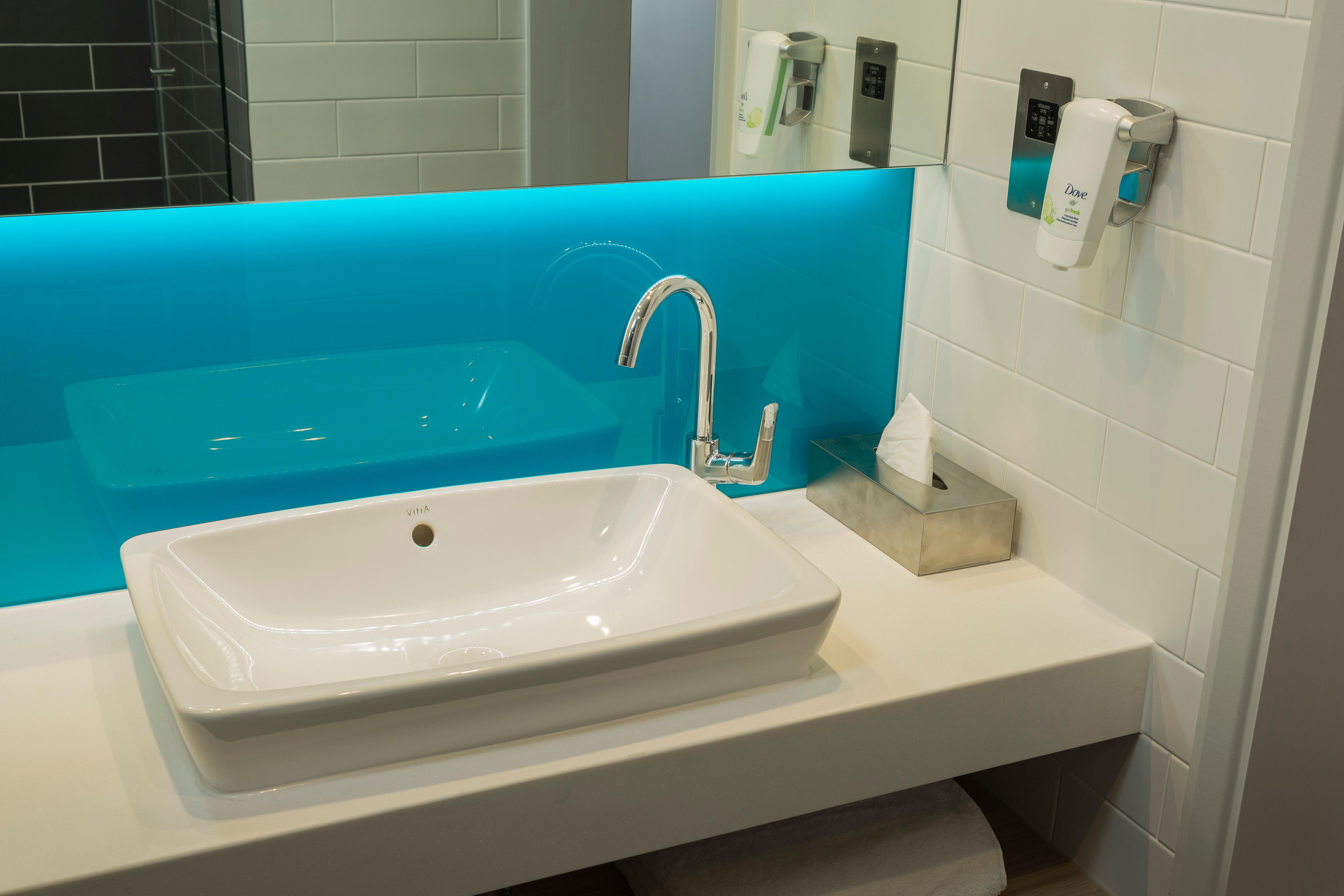 Holiday Inn Express St. Albans - M25, Jct.22 St Albans Экстерьер фото